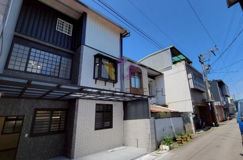 watersmall_LINE_ALBUM_AAF07596大面寬全新美透天_250424_11_20250901132811.jpg
