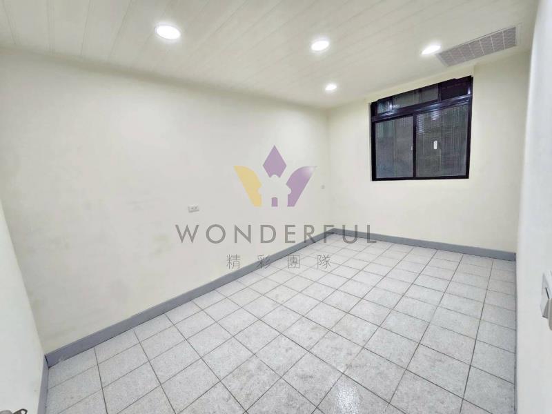 watersmall_LINE_ALBUM_南平路透天_251210_9_20251211145253.jpg