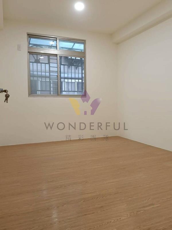 watersmall_LINE_ALBUM_2026328龜山區文德二路11巷6號三樓開賣了開價1198萬，底價1160萬_260407_4_20260407135919.jpg
