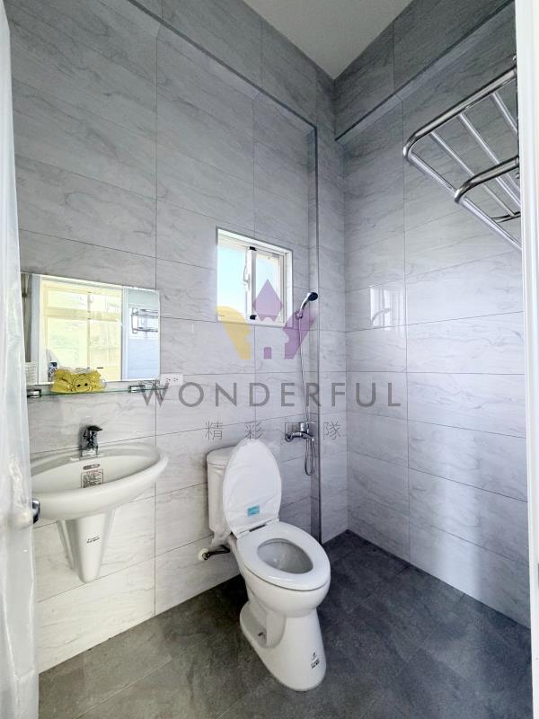 watersmall_S__35479559_0_20260506213027.jpg