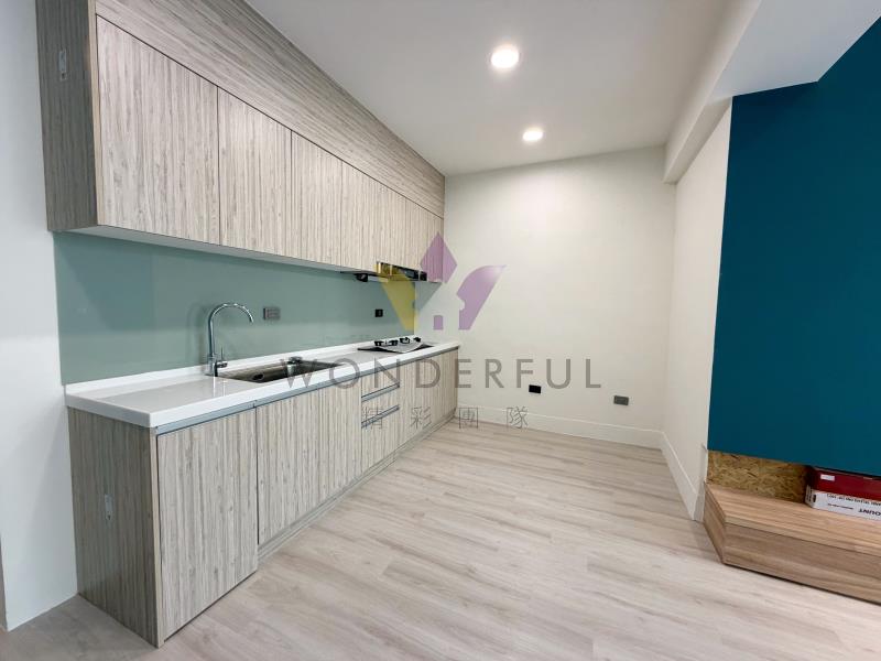 watersmall_S__42983441_0_20260701171849.jpg