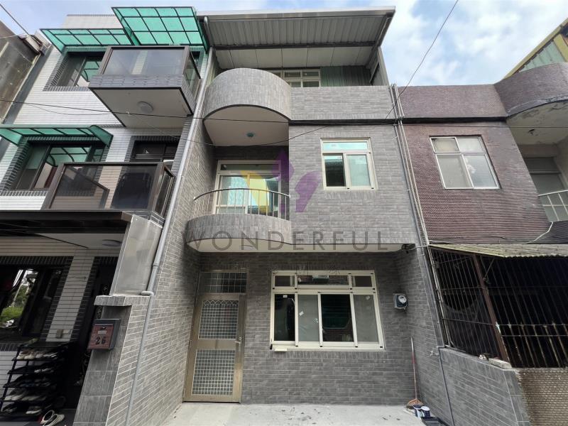 watersmall_LINE_ALBUM_1180華隆街透天_260805_2_20260805161341.jpg